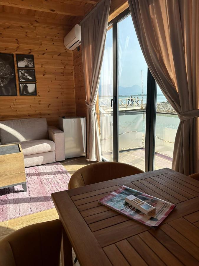 Kingfish Restaurant & Boutique Hotel Patok Bagian luar foto